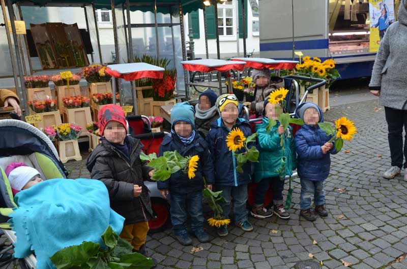 Kinder mit U1-Platz oder U3-Platz in Gerresheim auf dem Markt